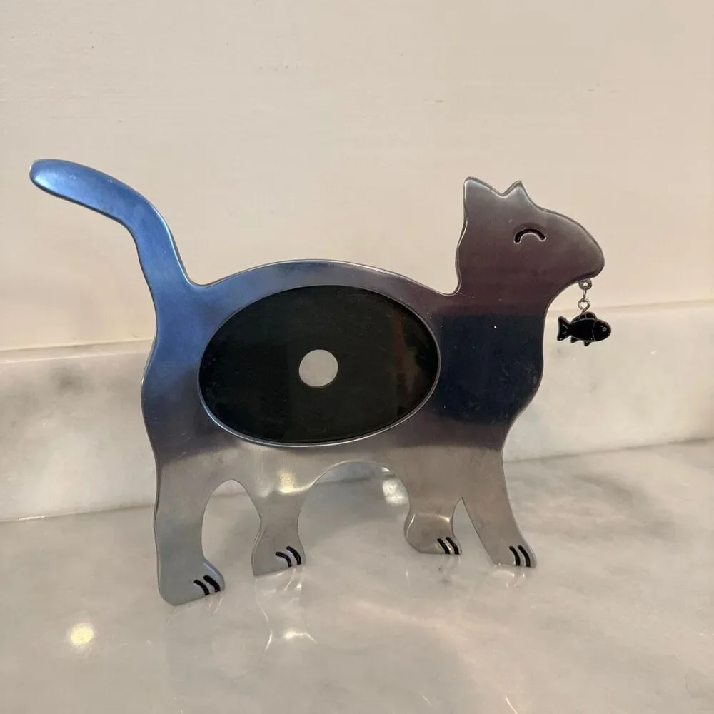 Unbranded vintage cat